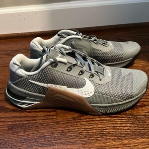 Lightly used mens Nike Metcons